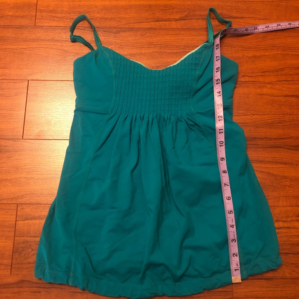 Lululemon top - Picture 2 of 5